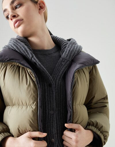 Down Jacket - Detail view