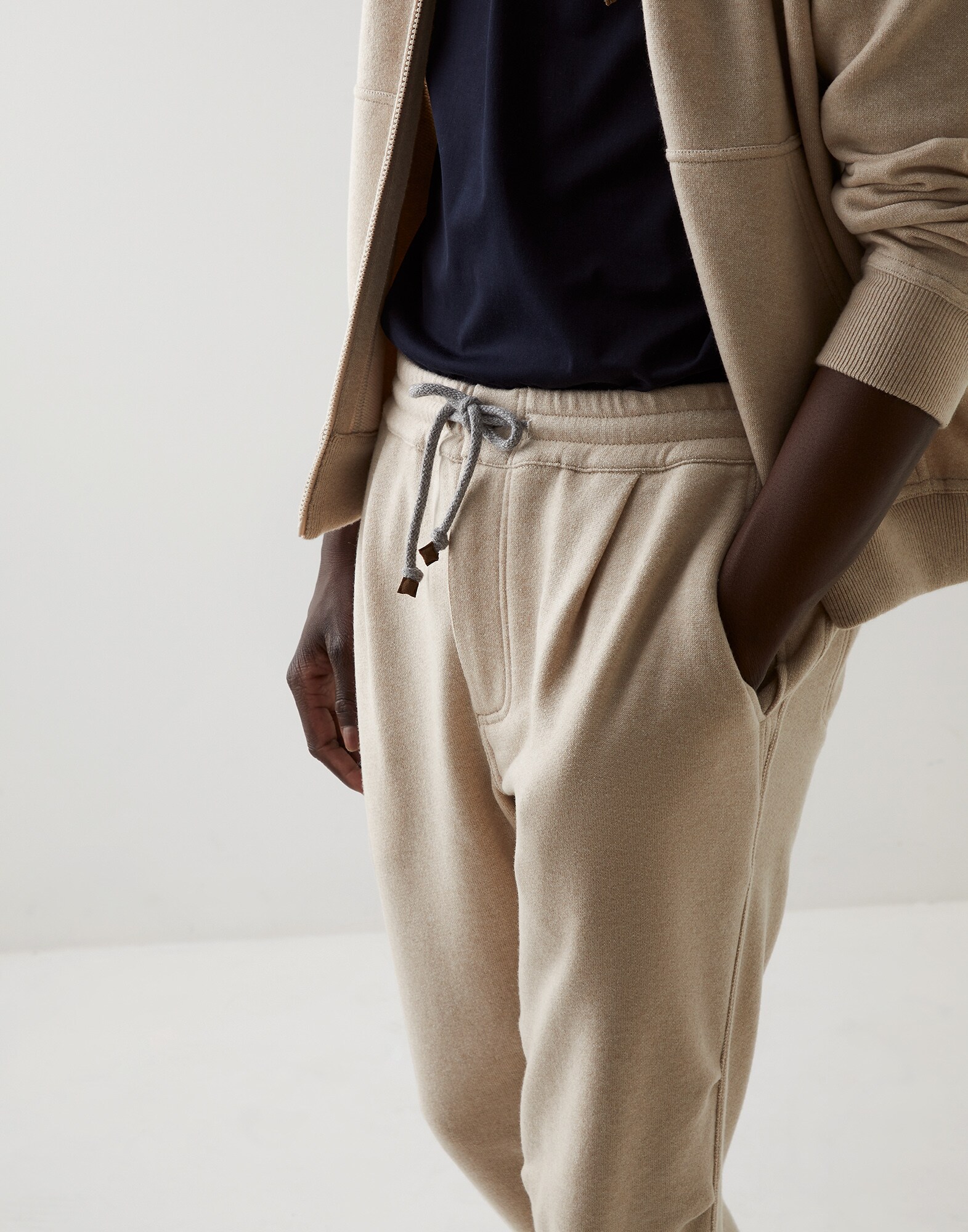 Sweatpants - Detail view