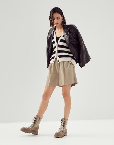 Bermuda & Shorts - Full look