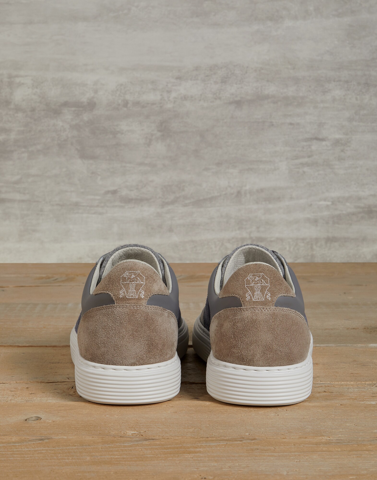 Sneakers - Back view