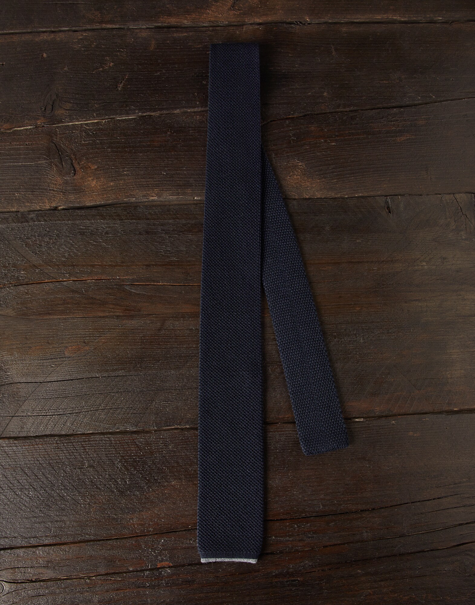 Knit necktie