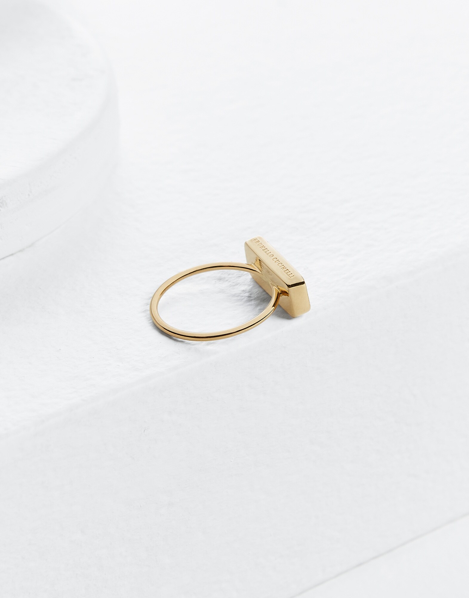 Ring - Detail view