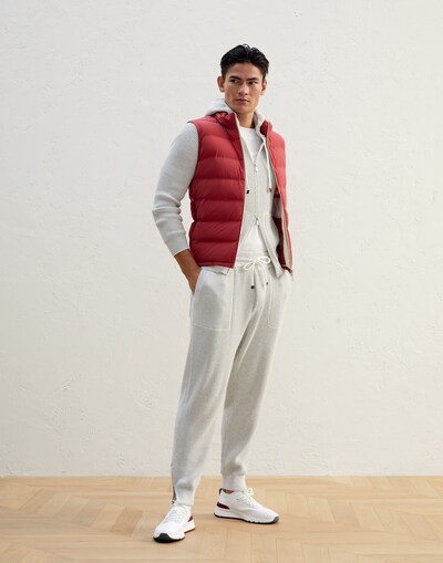 Down Vest - Full look