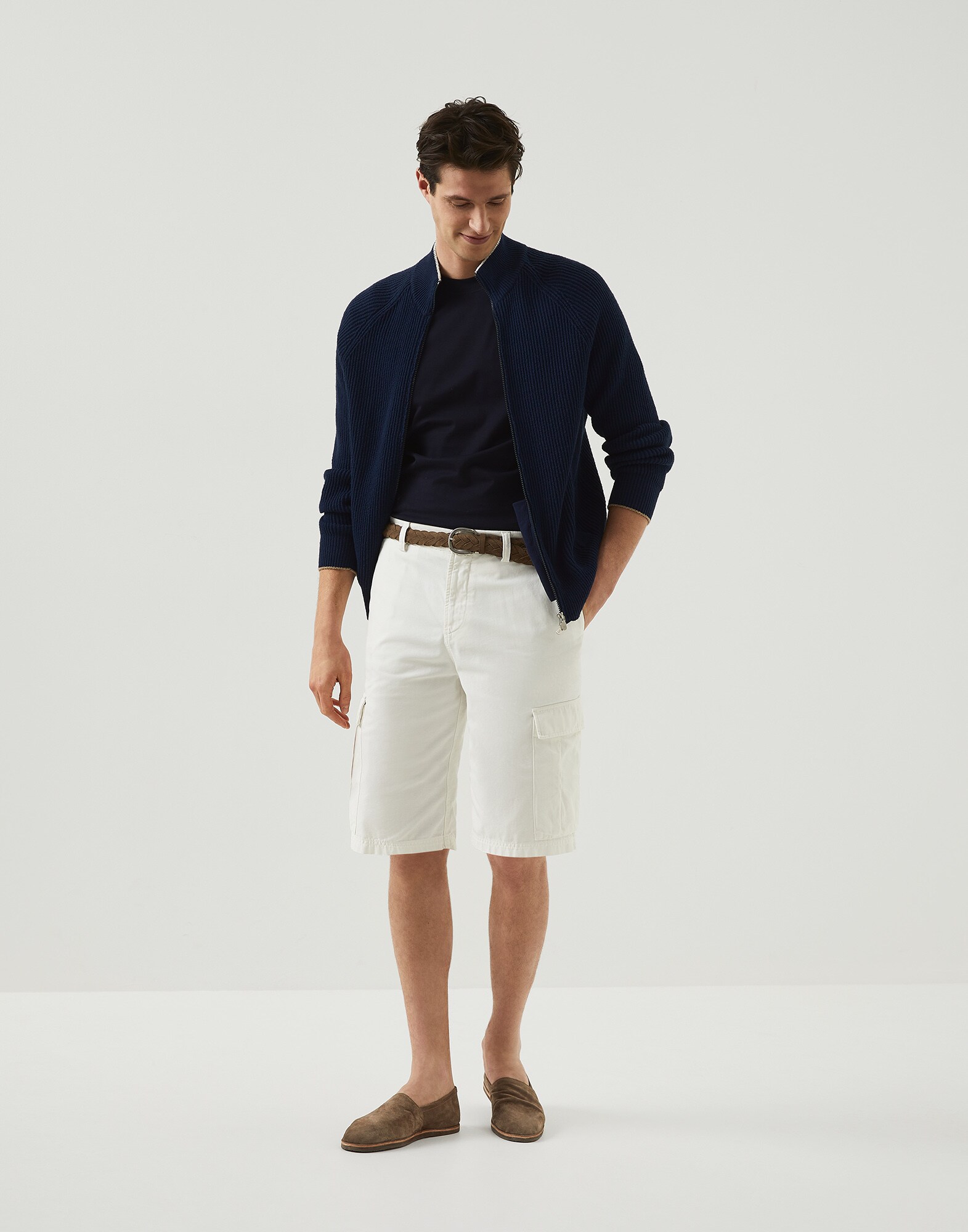 Bermuda Shorts - Full look