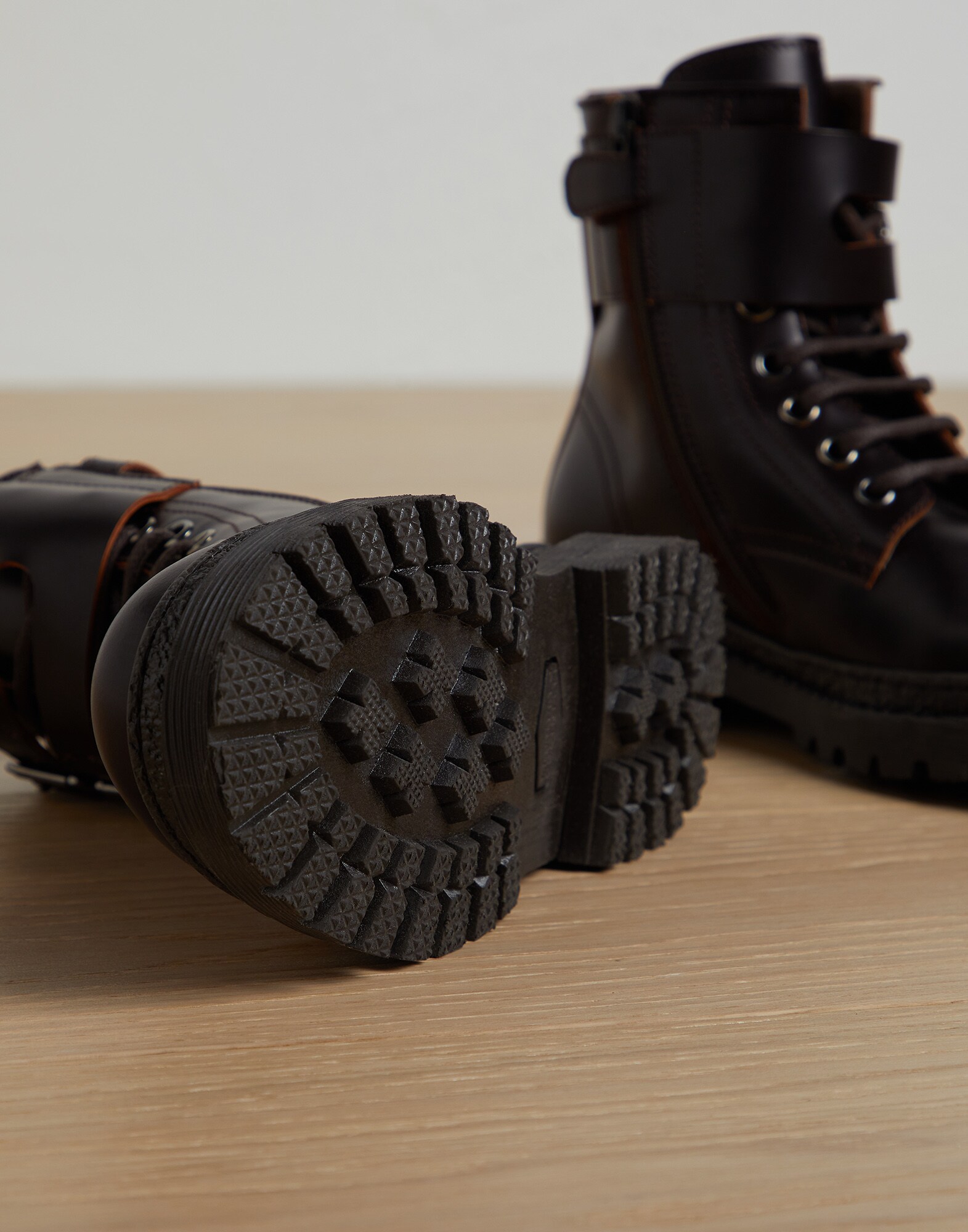 Boots - Detail view