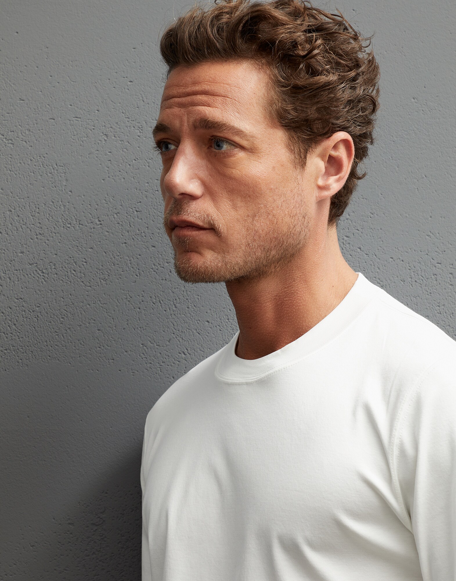 Long Sleeve T-Shirt - Detail view