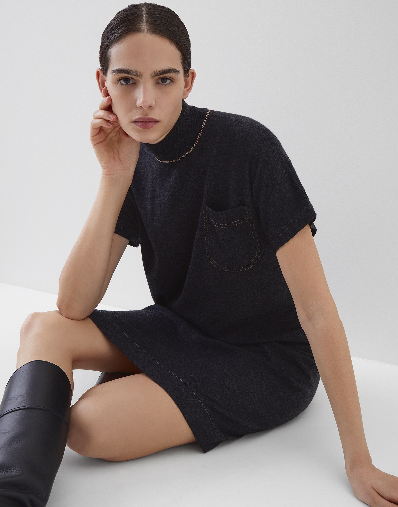连衣裙 - Editorial