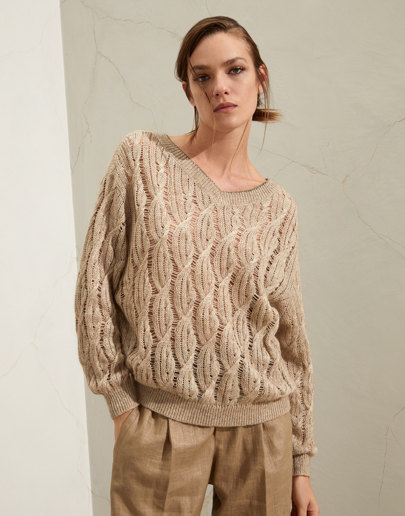 Scoop Neck - Front view