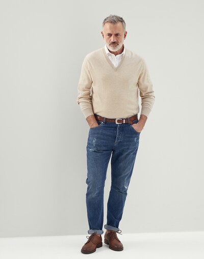 V-neck - Full look