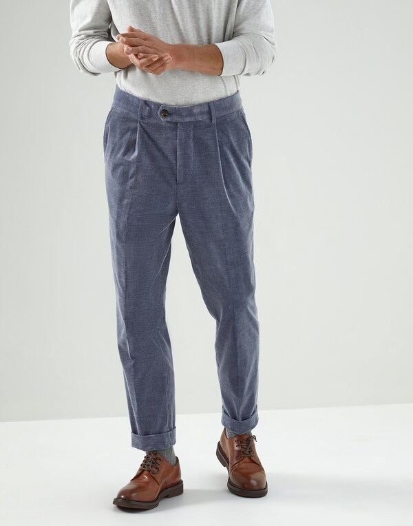 Leisure fit trousers with pleats Denim Man - Brunello Cucinelli 