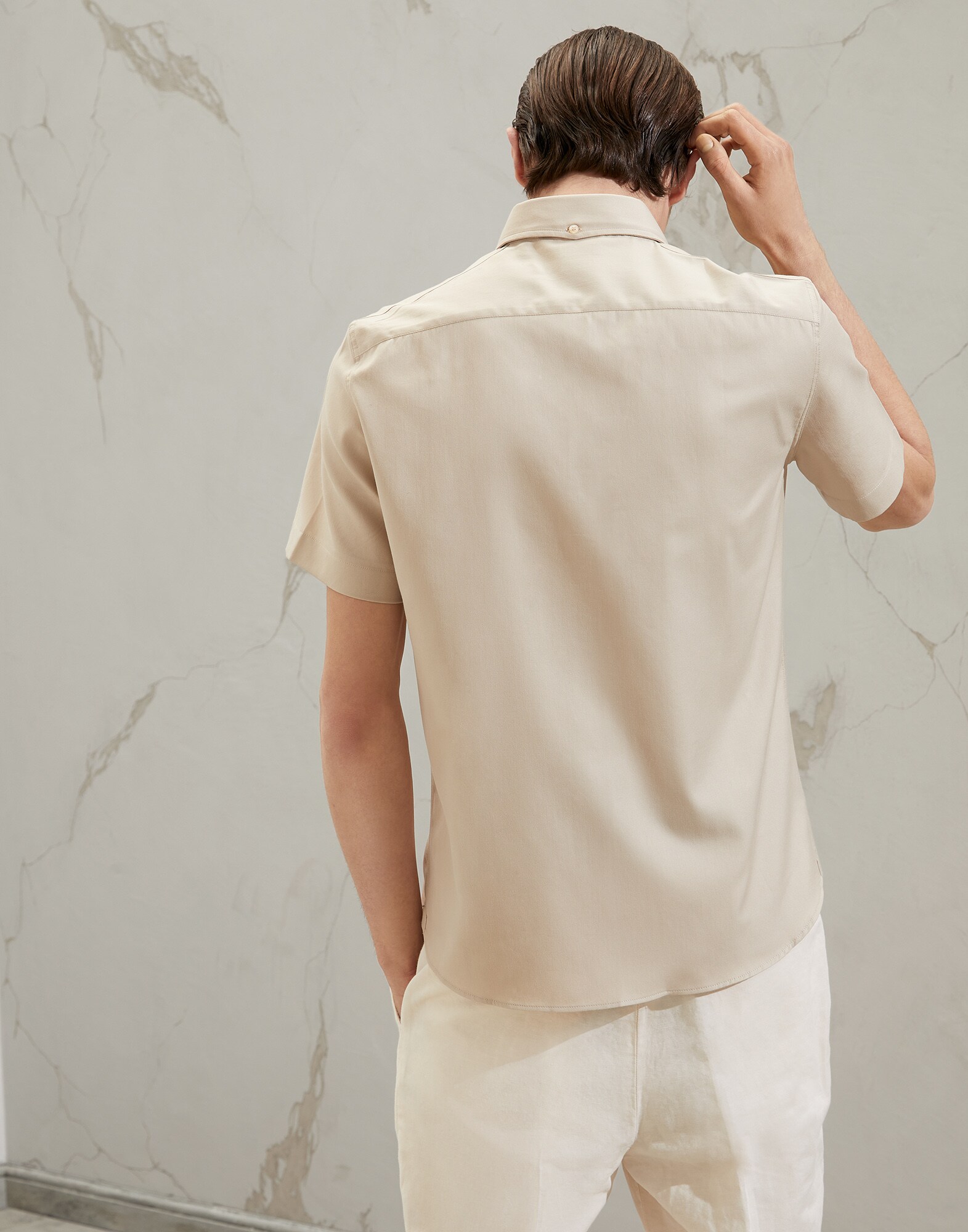Leisure - Back view
