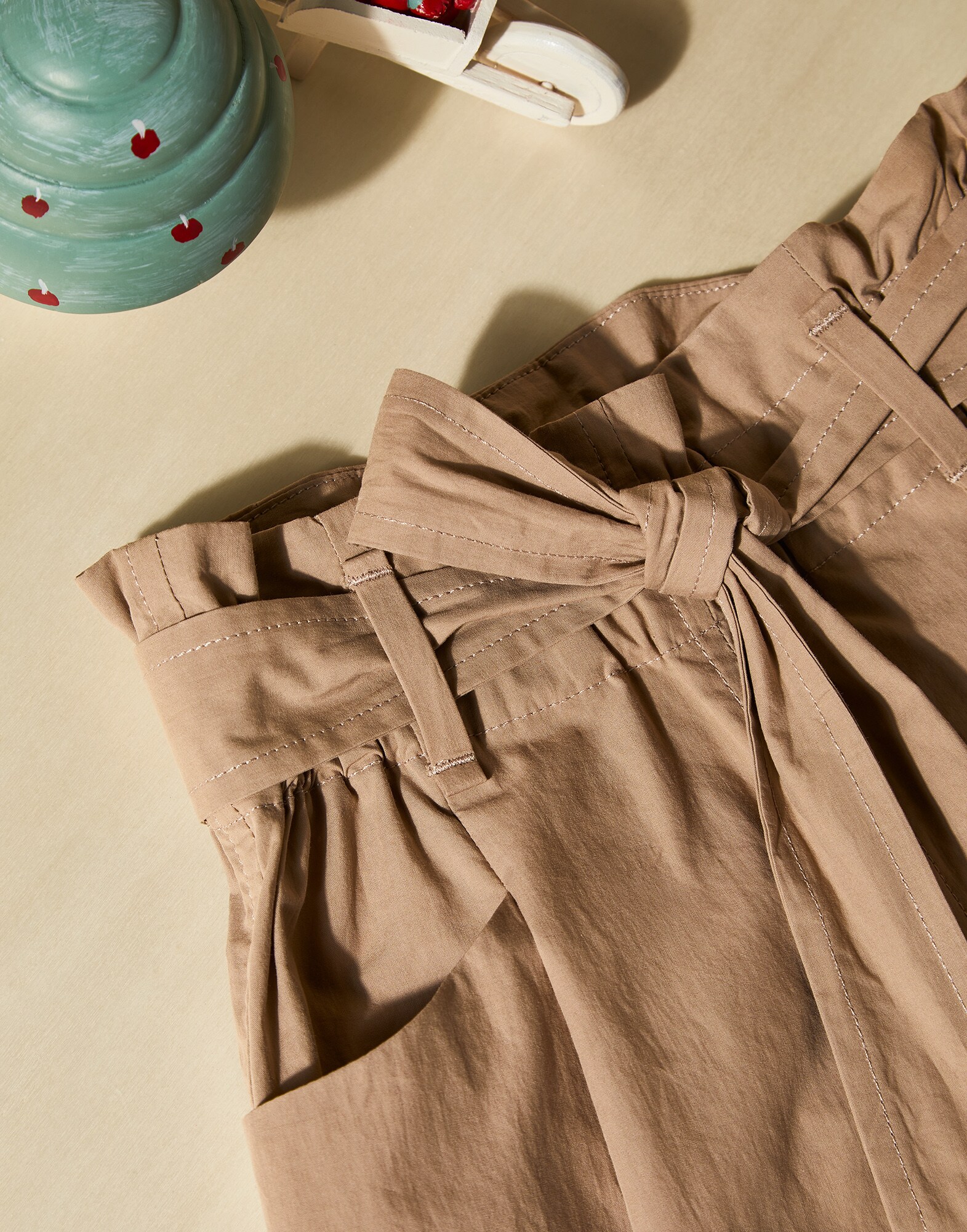 Pants - Detail view