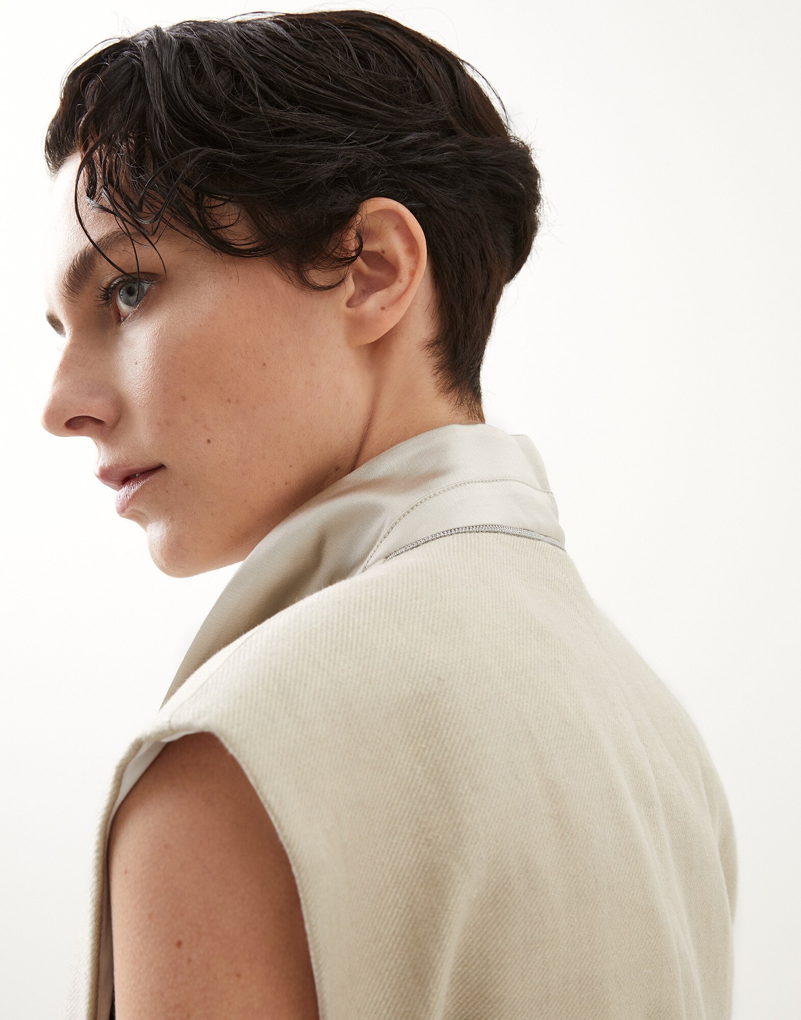 Vest - Detail view