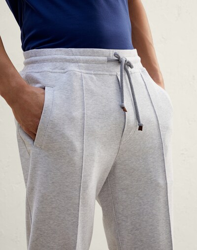 Sweatpants - Detail view