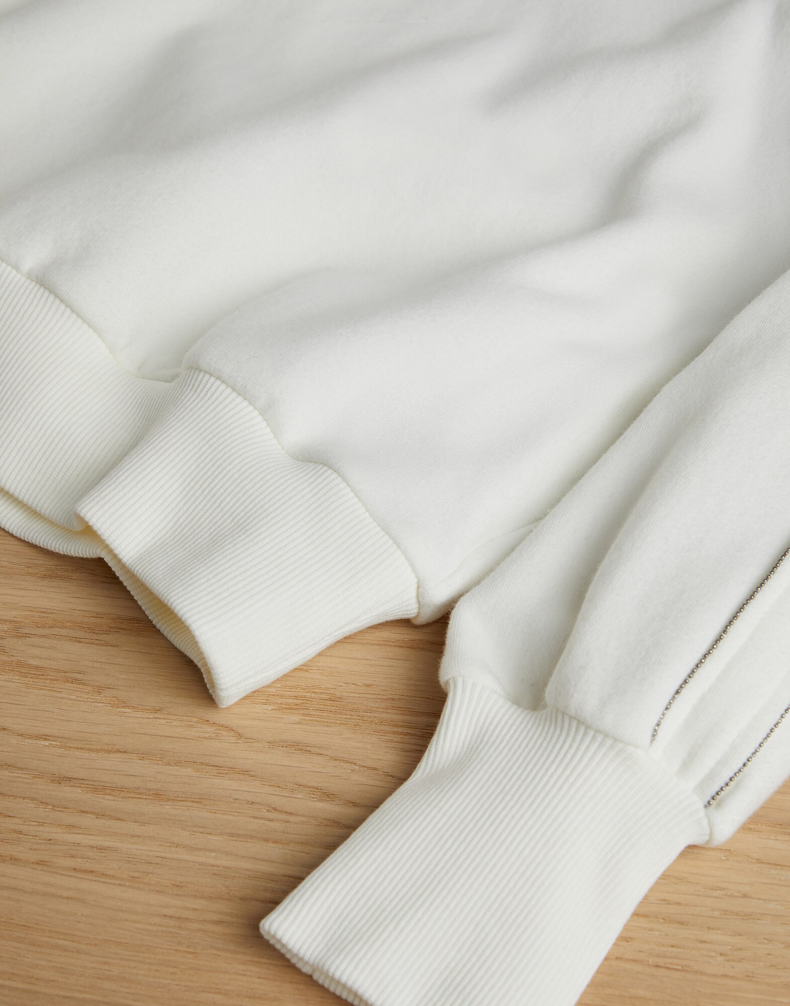 Topwear - Detail view
