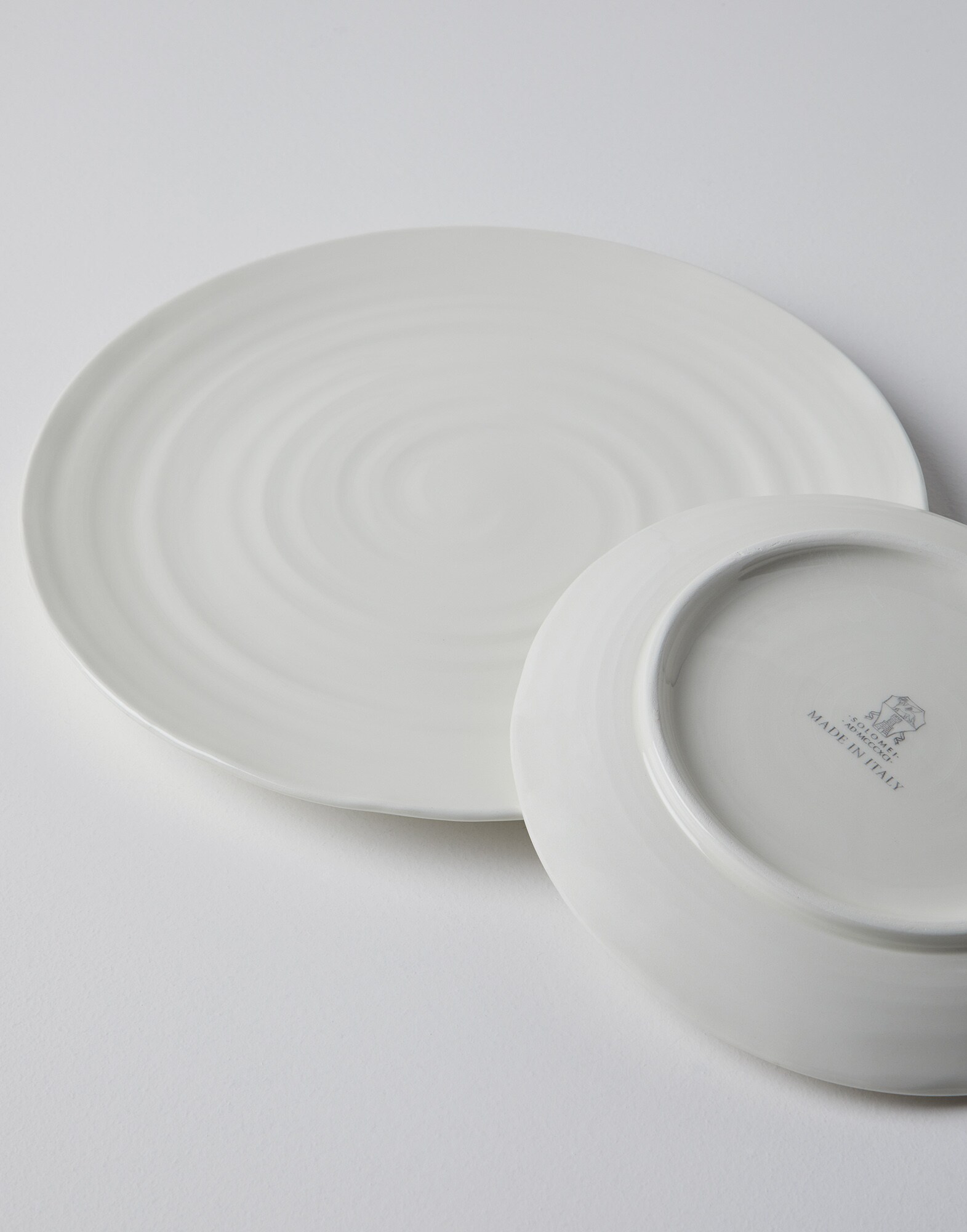 Dinnerware - Detail view