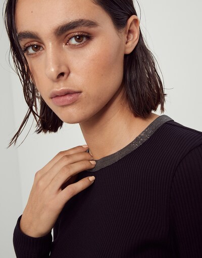 Long Sleeve T-Shirt - Detail view