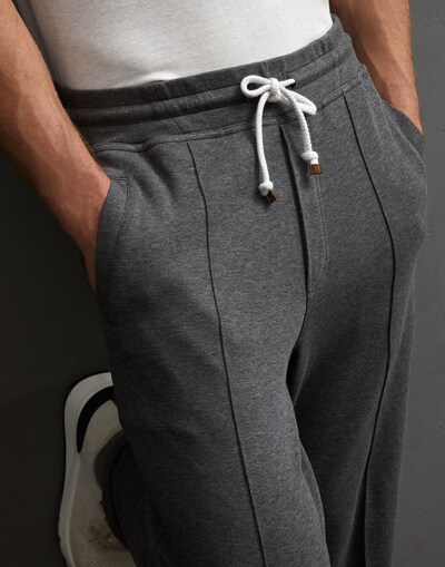 Sweatpants - Detail view