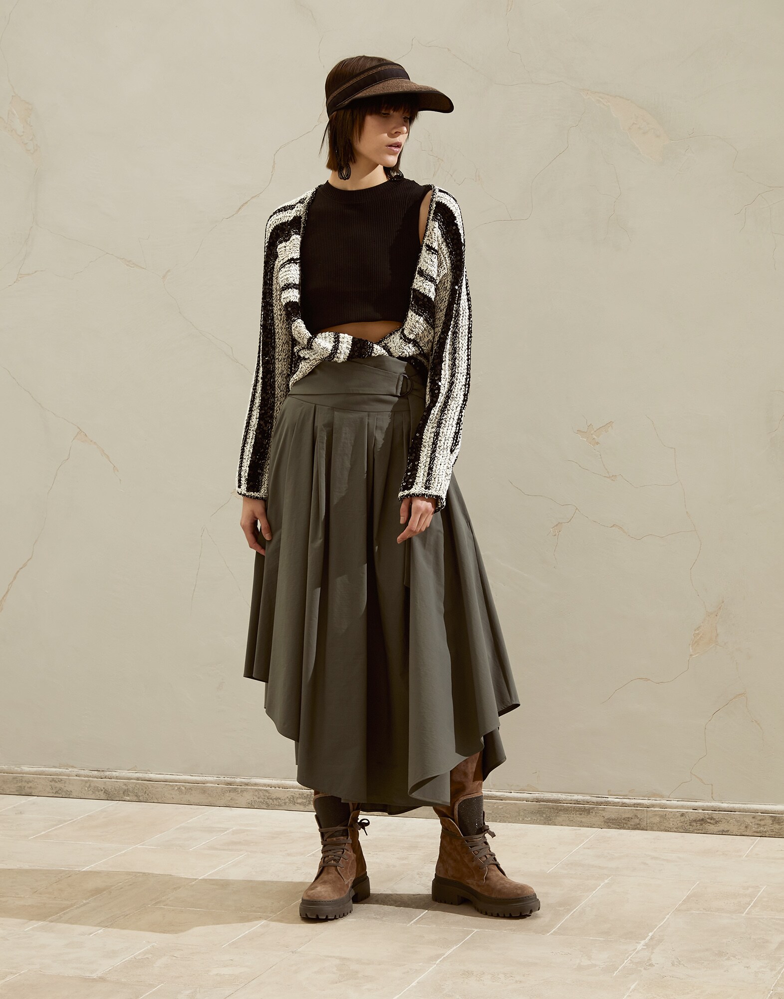 Midi Skirt - Full look