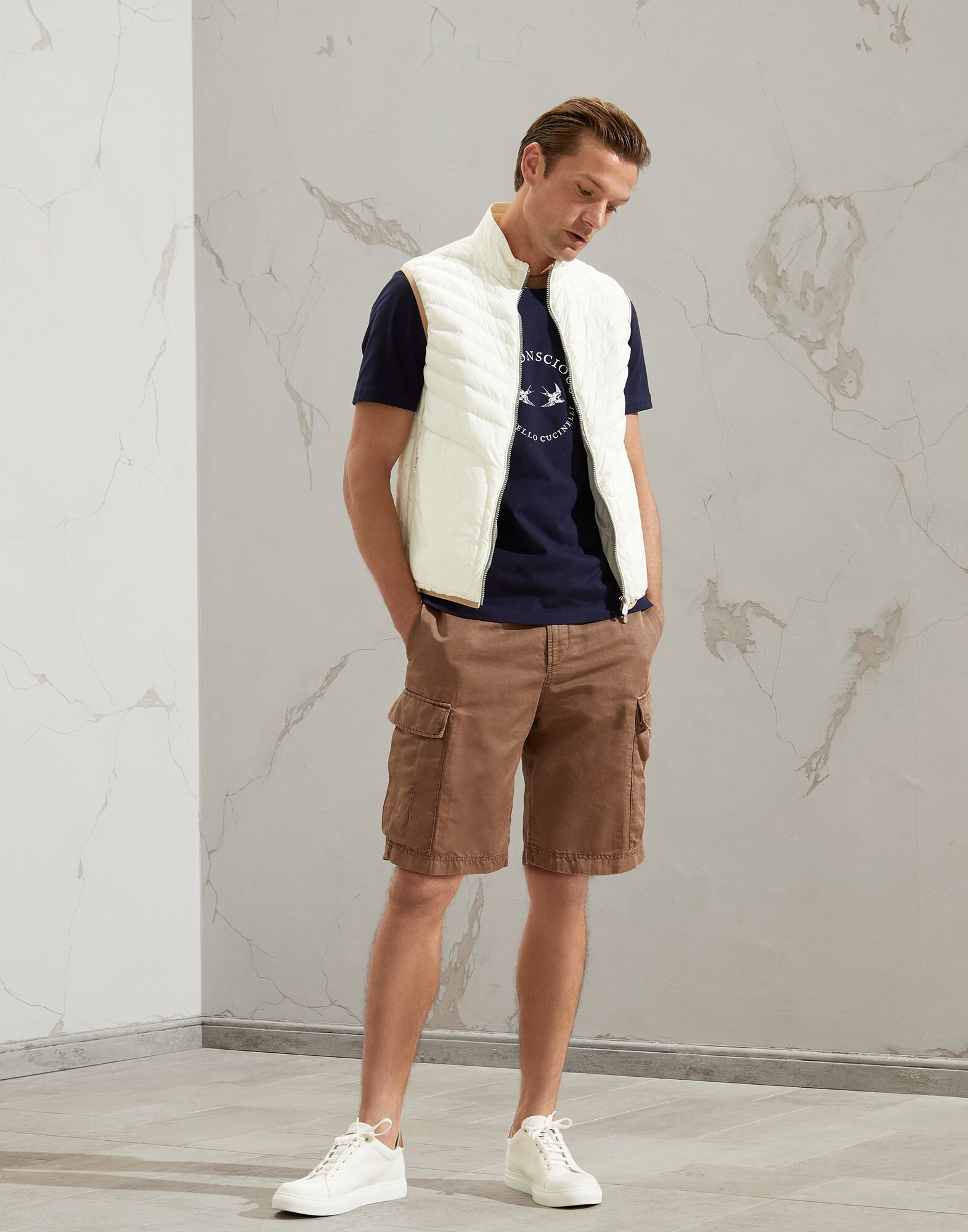211MOUTFIT9CN image number 0