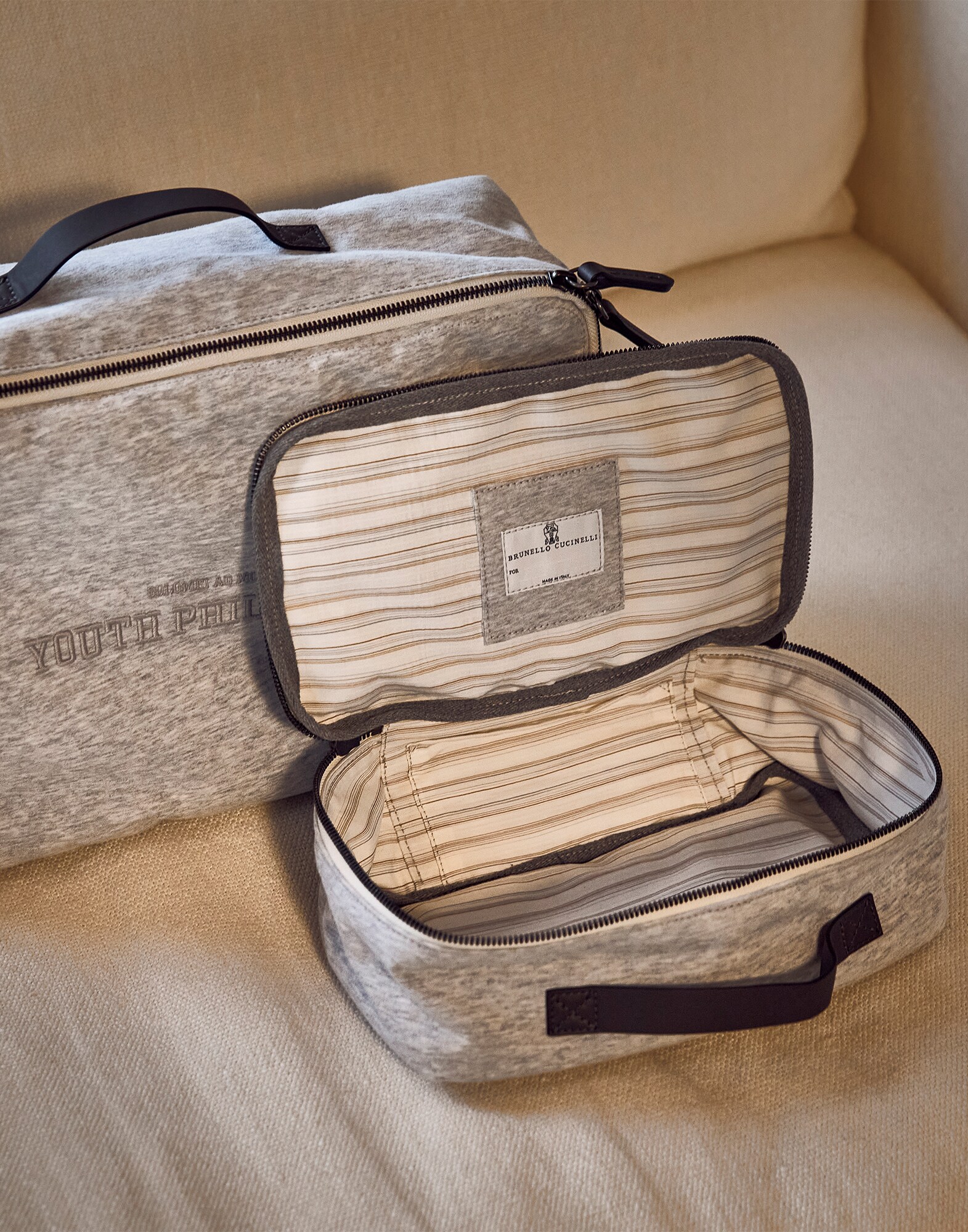 Bags & Organizer Bags - Editorial