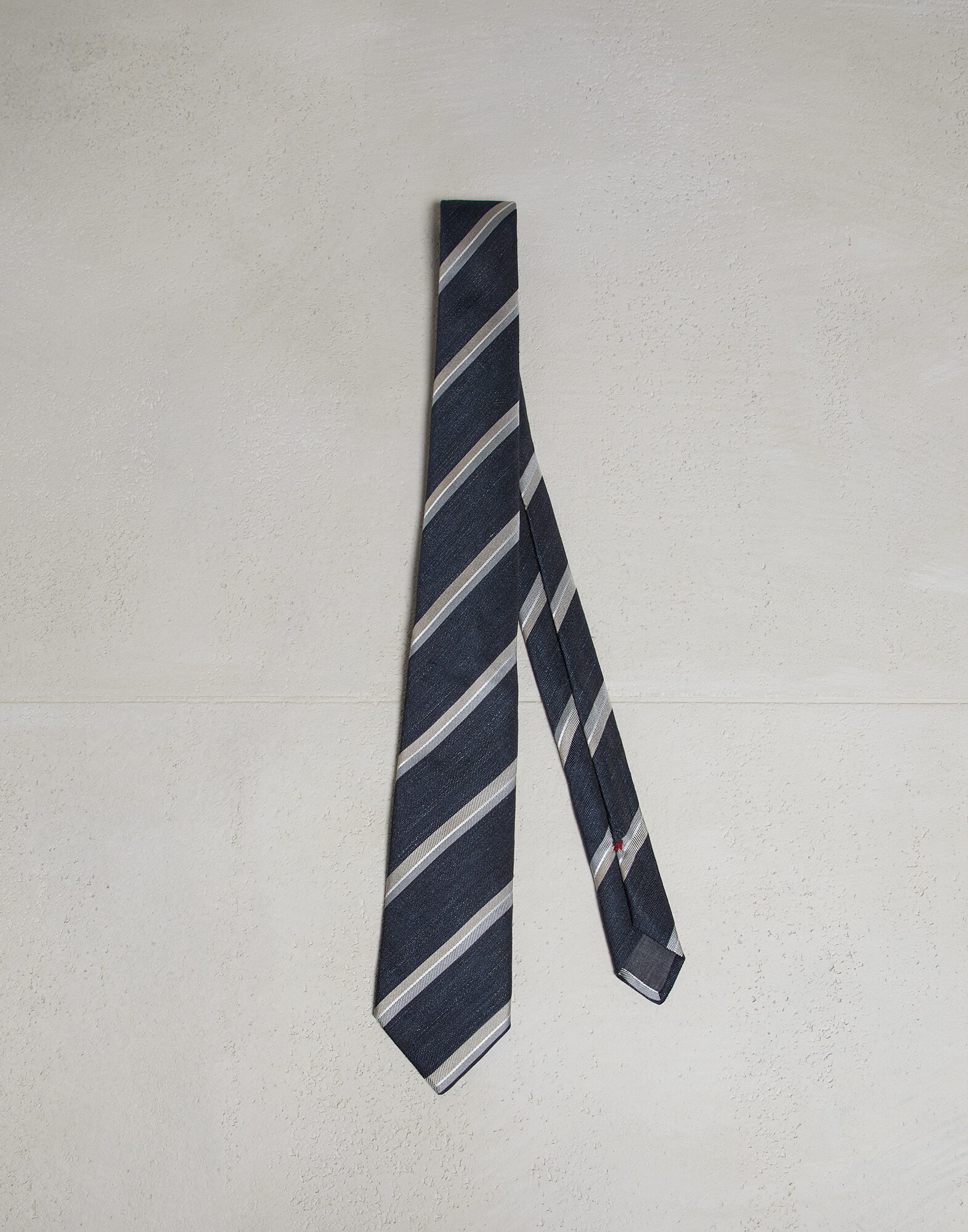 Tie - Front view